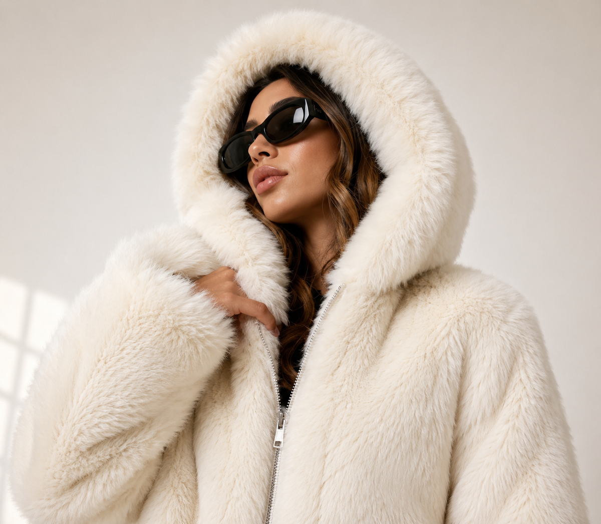 Women's Premium Faux Fur Coat – Sustainable Style